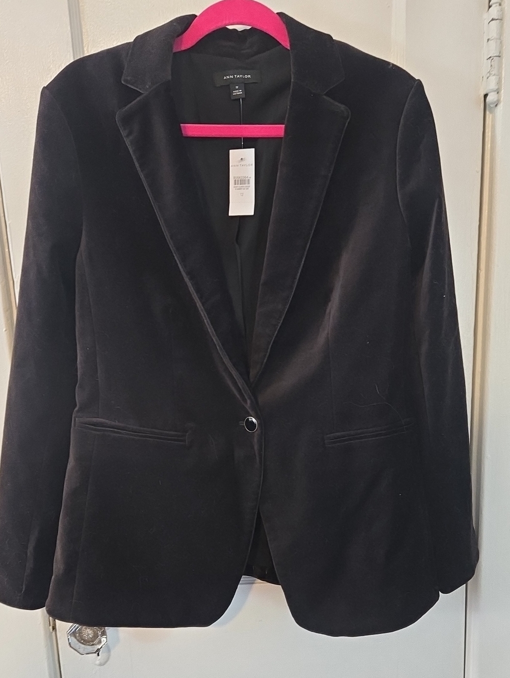 NWT Ann Taylor Black Velvet Single-Button Blazer